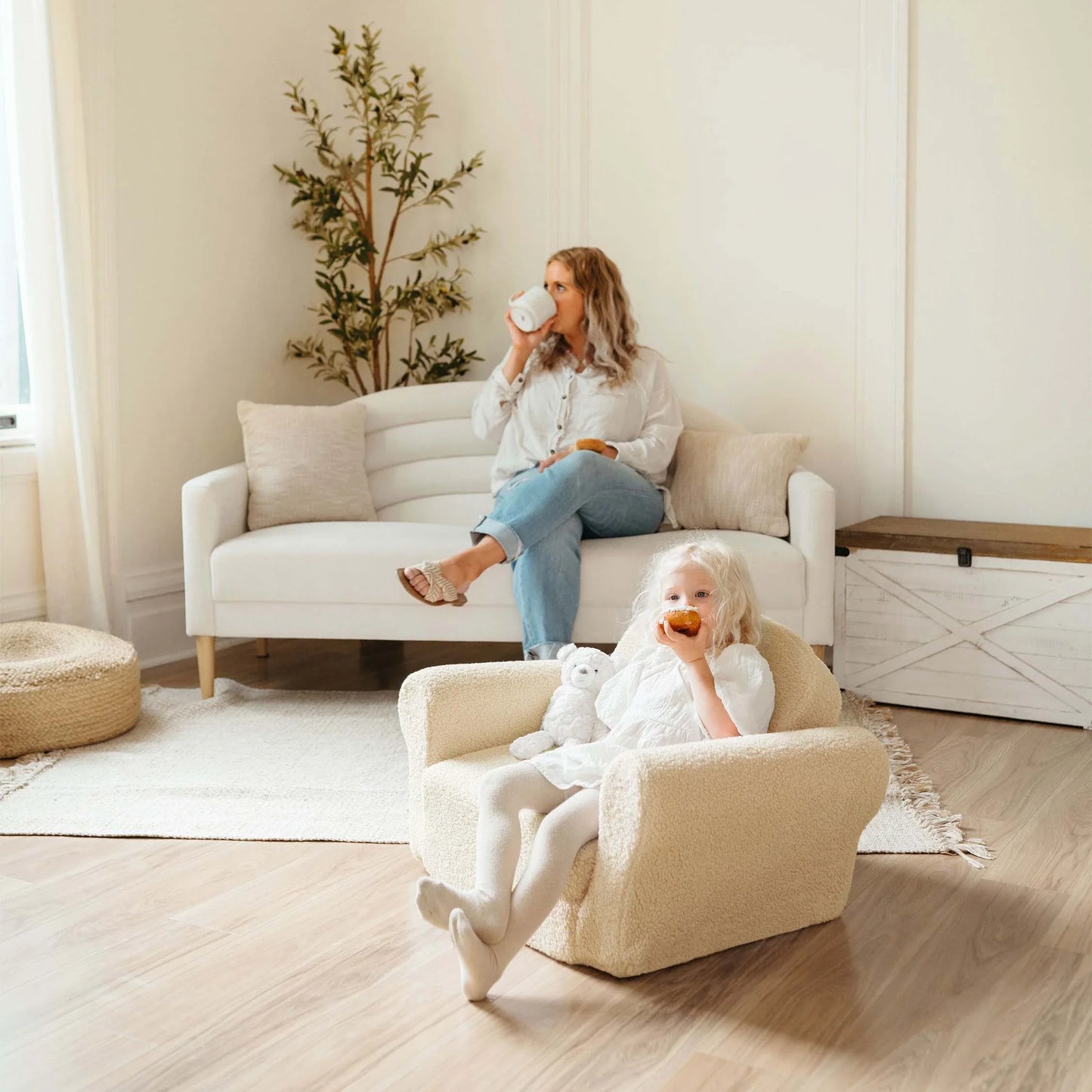 Tiny Land® Afternoon Couch Cream Kids Chair