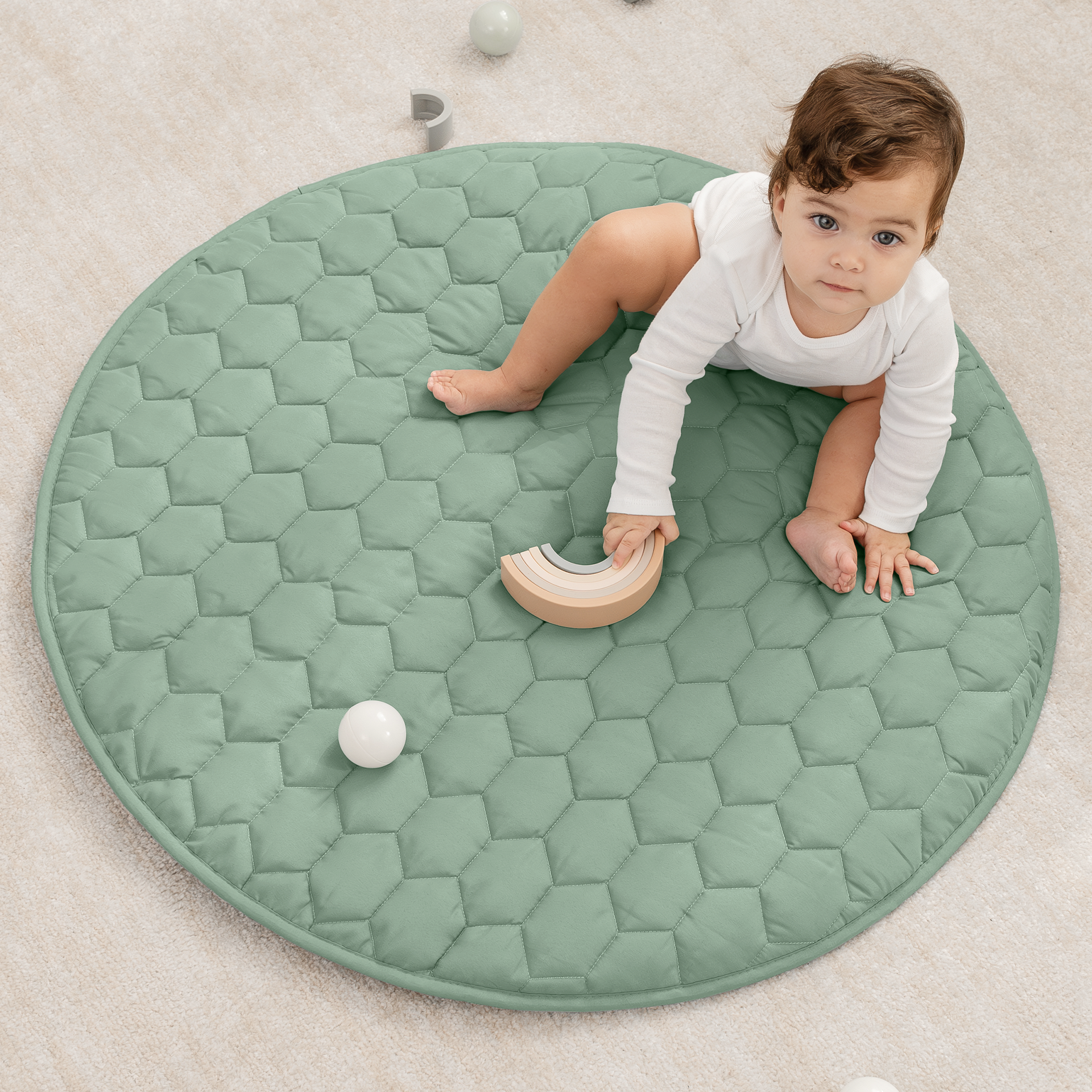 Play Mat with Non-Slip Bottom in Fern
