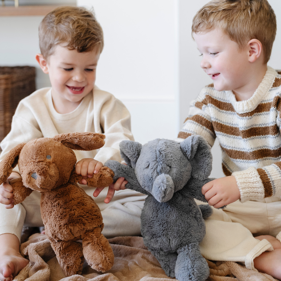 Saranoni Plush Stuffed Animals for Play and Travel