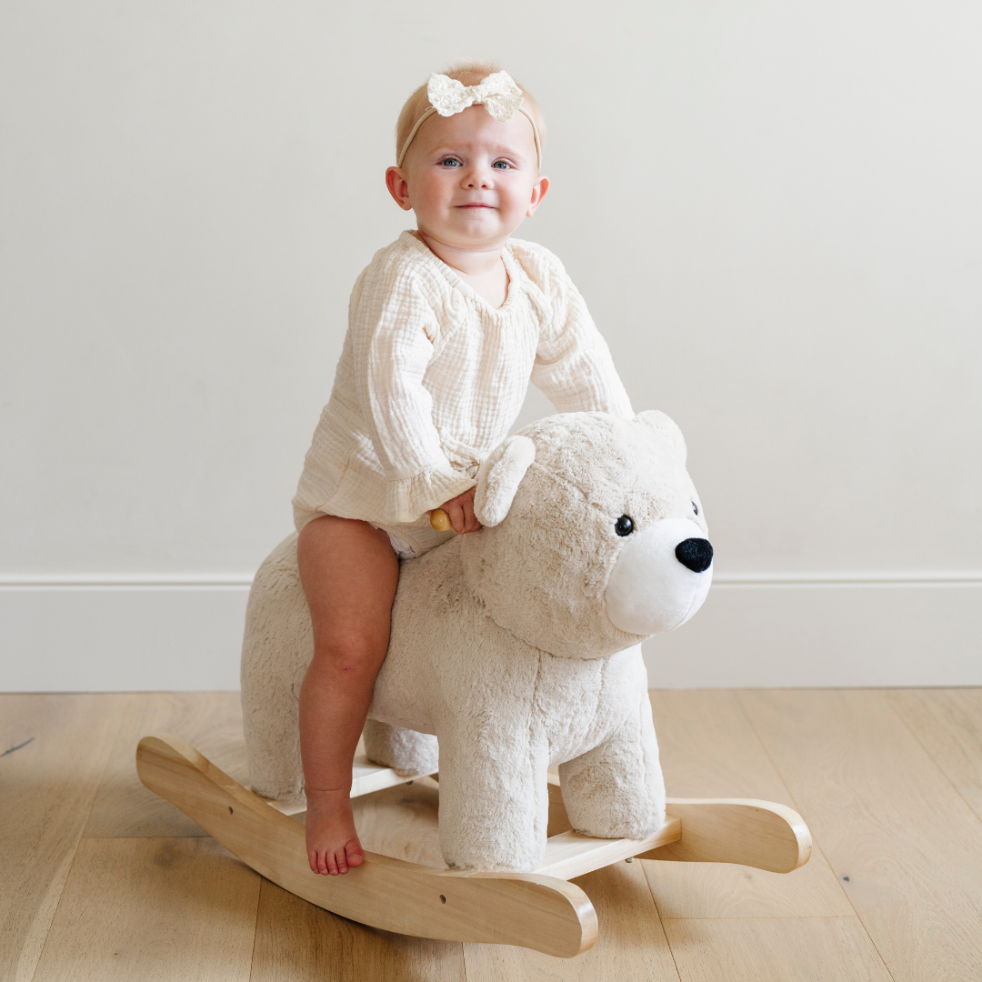 Saranoni Stuffed Animal Rockers with Wooden Base
